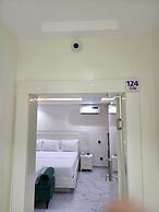 LUXOL HOMES AND SUITES