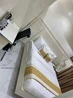 LUXOL HOMES AND SUITES