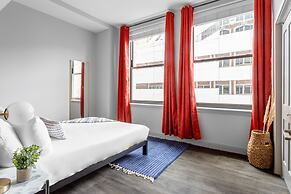 Amazing 2BR Downtown With 98 Walk Score