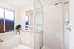 Idyllic Modern Scarborough Home Fireplace BBQ