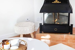 Idyllic Modern Scarborough Home Fireplace BBQ