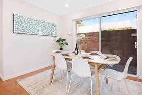 Idyllic Modern Scarborough Home Fireplace BBQ