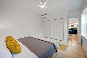 The Bagel Inn - Bright & Modern Wrigleyville 2 Bed by AllSet Turnover