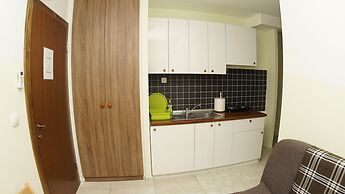 Economy Apartment 12 Sleeps 3 Guests