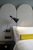 Renaissance Porto Lapa Hotel