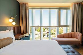 Renaissance Porto Lapa Hotel