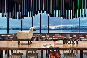 Moxy Tromso