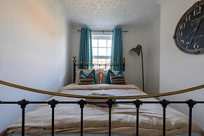 West Dartford Teal House