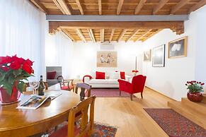 Boutique Apartment in Como