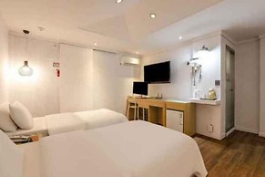 KAYLA HOTEL