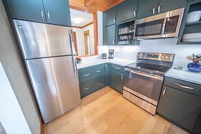 Tennis Townhomes 1309