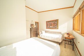 Tennis Townhomes 1309