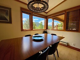 Tennis Townhomes 1309