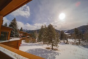 Tennis Townhomes 1309