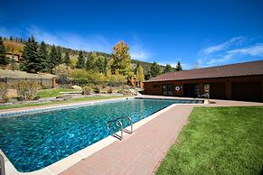 Tennis Townhomes 1309