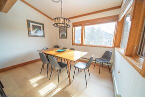 Tennis Townhomes 1309