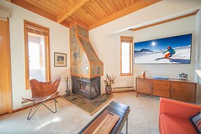 Tennis Townhomes 1309