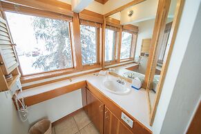 Tennis Townhomes 1309