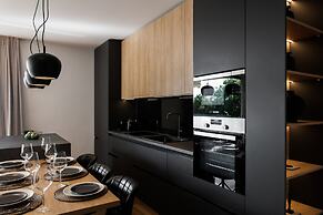 5BD 2 Level Beachfront Luxury Apt by the Olon