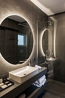 5BD 2 Level Beachfront Luxury Apt by the Olon