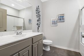 New Listing Ozark Views at Majestic - Perched on the Hills