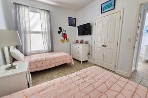 5 Bed Solterra Sensation Vacation Home 5 Bedroom Home by RedAwning