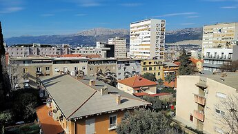 Captivating Apartment 15 Sleeps 4 Guests