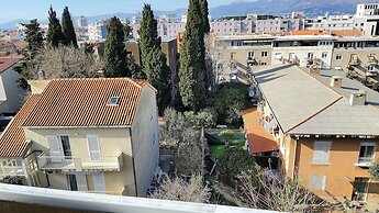 Captivating Apartment 15 Sleeps 4 Guests