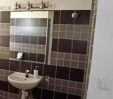 Captivating Apartment 15 Sleeps 4 Guests