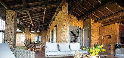 Charmy Country House