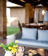 Charmy Country House