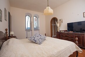 Charmy Country House