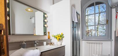 Charmy Country House