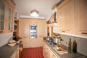 Charmy Country House