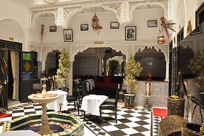 Riad La Porte d'Or & Spa