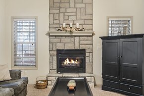 Silver Dollar Hideaway in Stonebridge Community