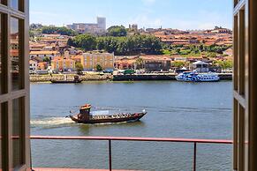Oporto Home River Front