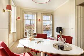 Oporto Home River Front