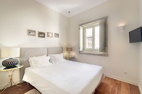 Oporto Home River Front