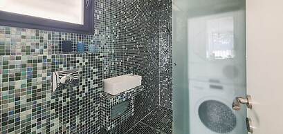 Rupin Ruby in Tel Aviv-yafo