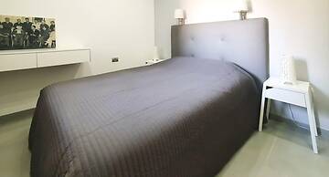 Rupin Ruby in Tel Aviv-yafo