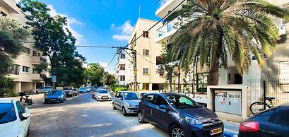 Rupin Ruby in Tel Aviv-yafo