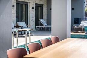 Villa Luna I 100m to Sea Free Heated Pool