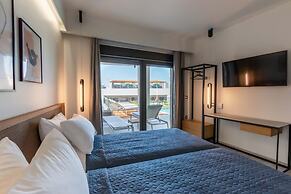 Villa Luna I 100m to Sea Free Heated Pool