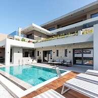 Villa Luna I 100m to Sea Free Heated Pool