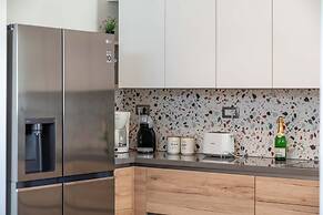 Villa Luna I 100m to Sea Free Heated Pool