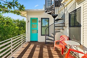 Rooftop Deck 5 Mins to Downtown