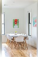 Rooftop Deck 5 Mins to Downtown