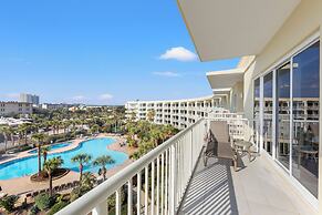Beachfront Luxury 2Bd 2Ba Condo With Balcony! Sleeps 6!