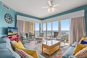 Beachfront Luxury 2Bd 2Ba Condo With Balcony! Sleeps 6!